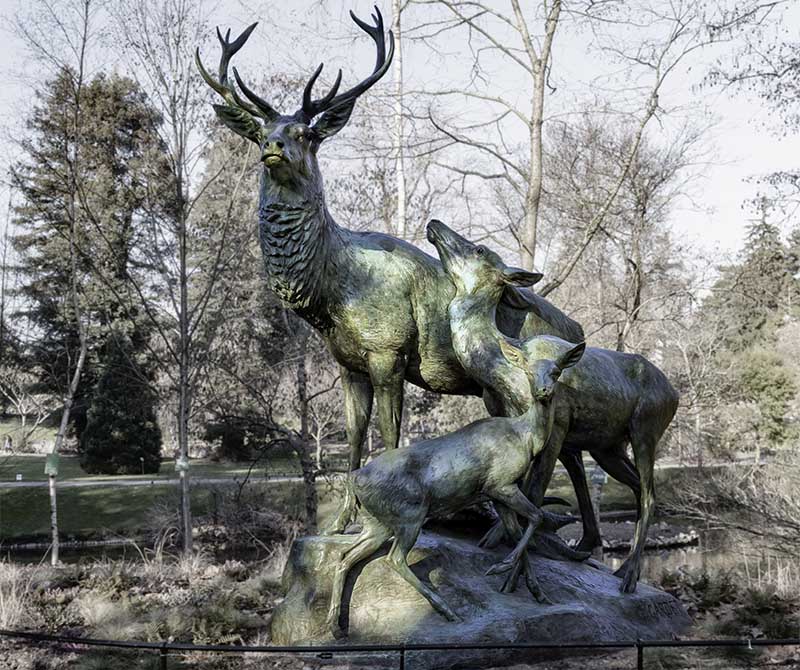 La statue animalière du sculpteur Georges Gardet.